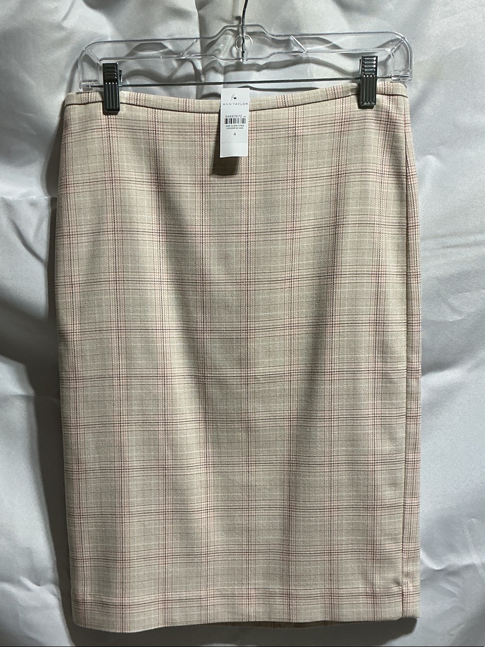 Ann Taylor size 4 Plaid Pencil Skirt Plaid Soft Pink & Cream Beige NWT New